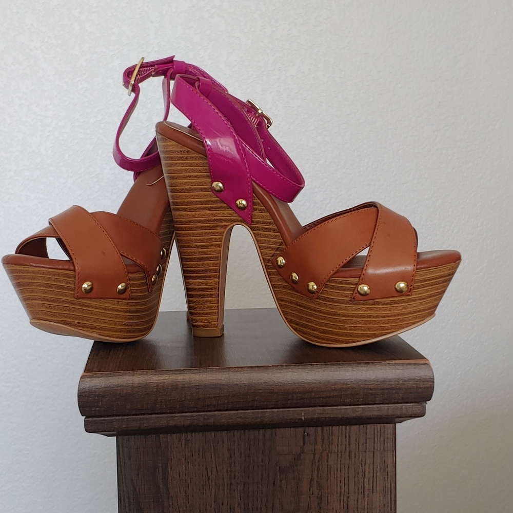 Jessica Simpson Platform Heels